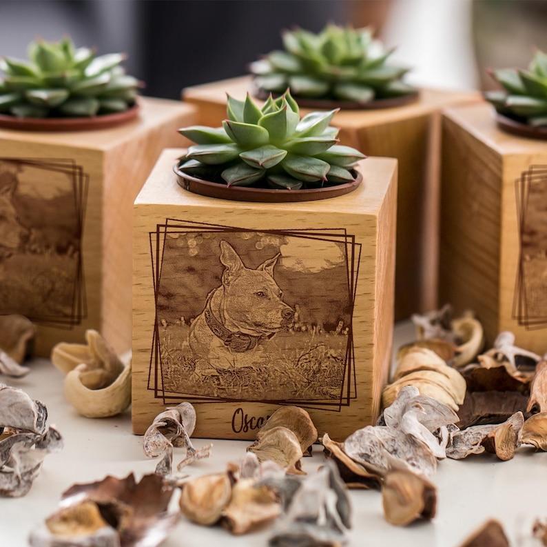 Custom Pet Portrait Planter, Dog Cat Mom Portrait, Wood Plant Pot, Pet Loss Gift, Pet Memorial Gift, Engraved Photo as Office Desk Decor.