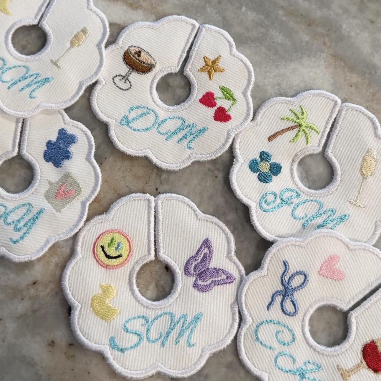 Custom Embroidered Wine Glass Tag – Personalized Name Drink Marker for Parties, Housewarming & Bachelorette Favors