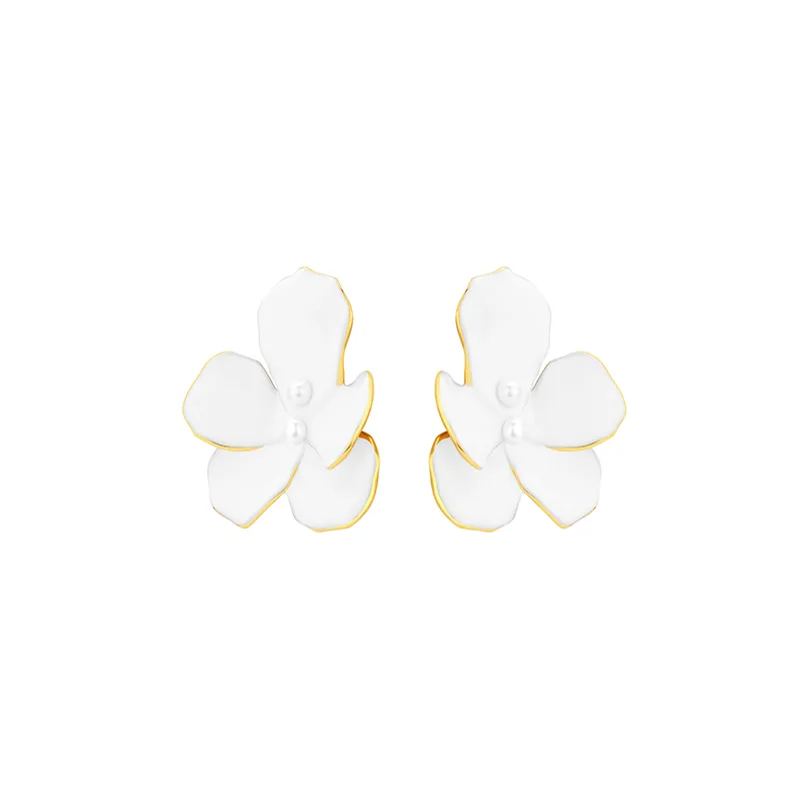 Pansy Collection Flower Shape White Earrings With Pearl