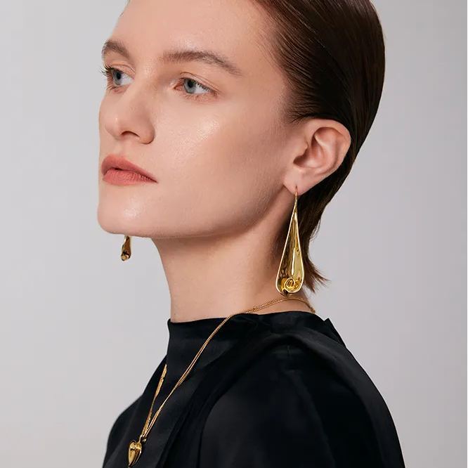 Calla Lily Collection Small Flower Earrings