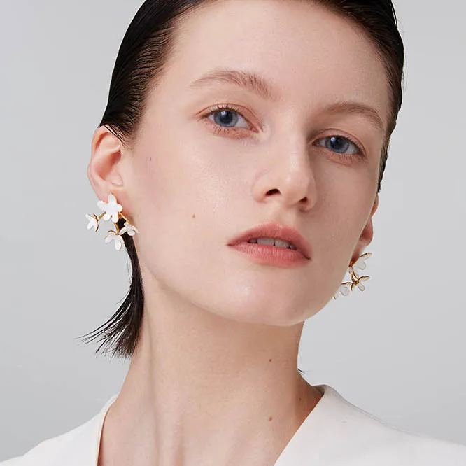 Ammi Collection White Four Petals Earrings