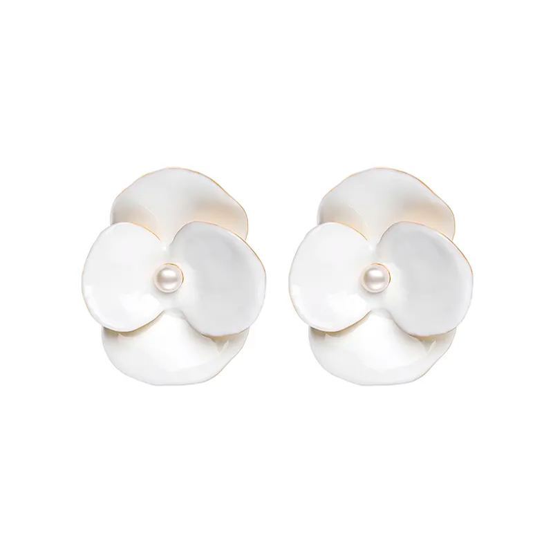 Corn Poppy Collection White Flower Pearl Earrings Large