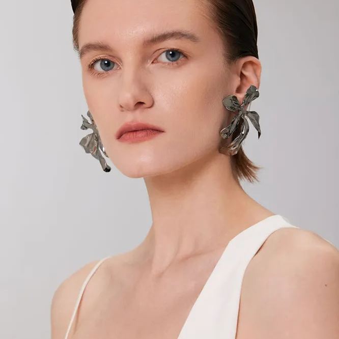 Iris Collection Five Petals Joint Black Studs Earrings