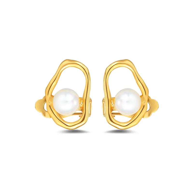 Growth Ring Collection Monocyclic Ring Pearl Ear Clip