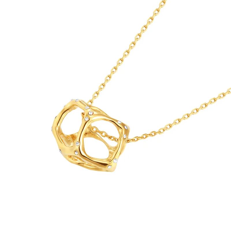 Texture Collection Cubic Collarbone Necklace With Crystal