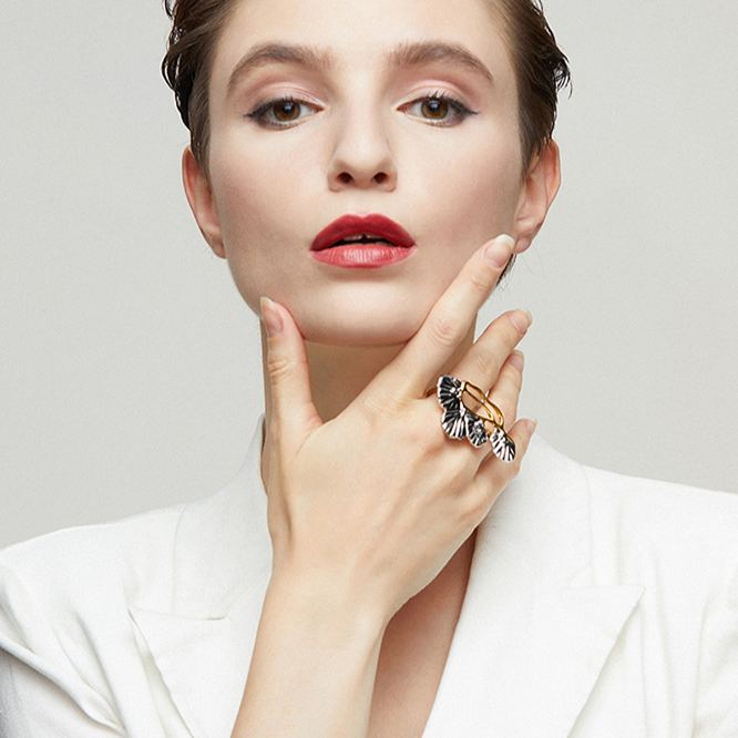 Pine Collection Guest-Greeting Pine Ring