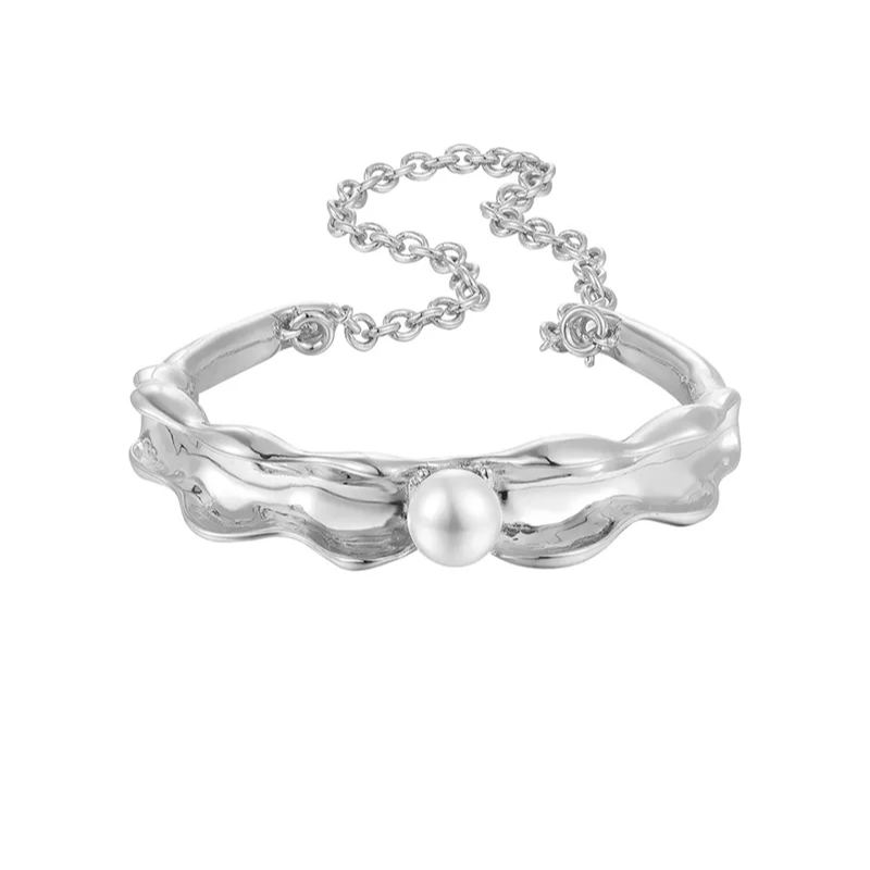 Calyx Collection Flower Design Bracelet