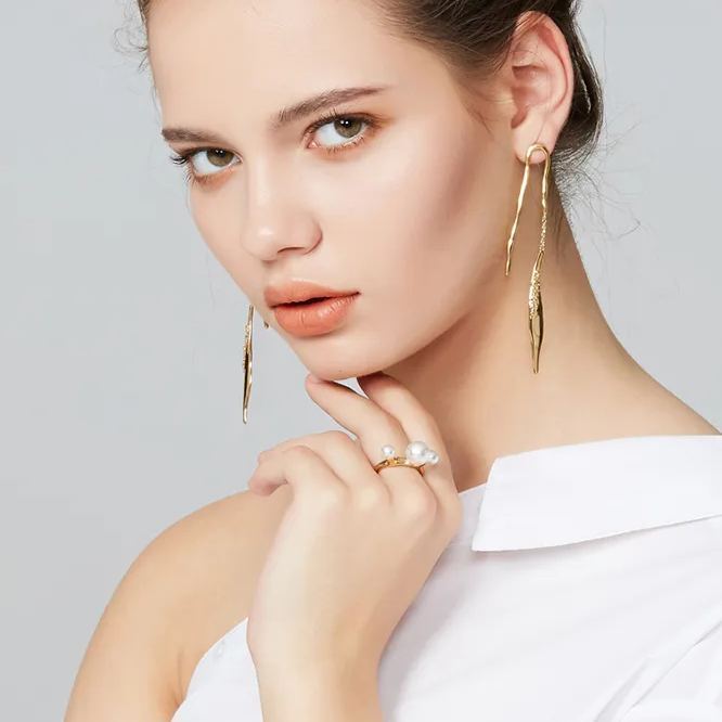 Branches Collection With Three Pearls Ring