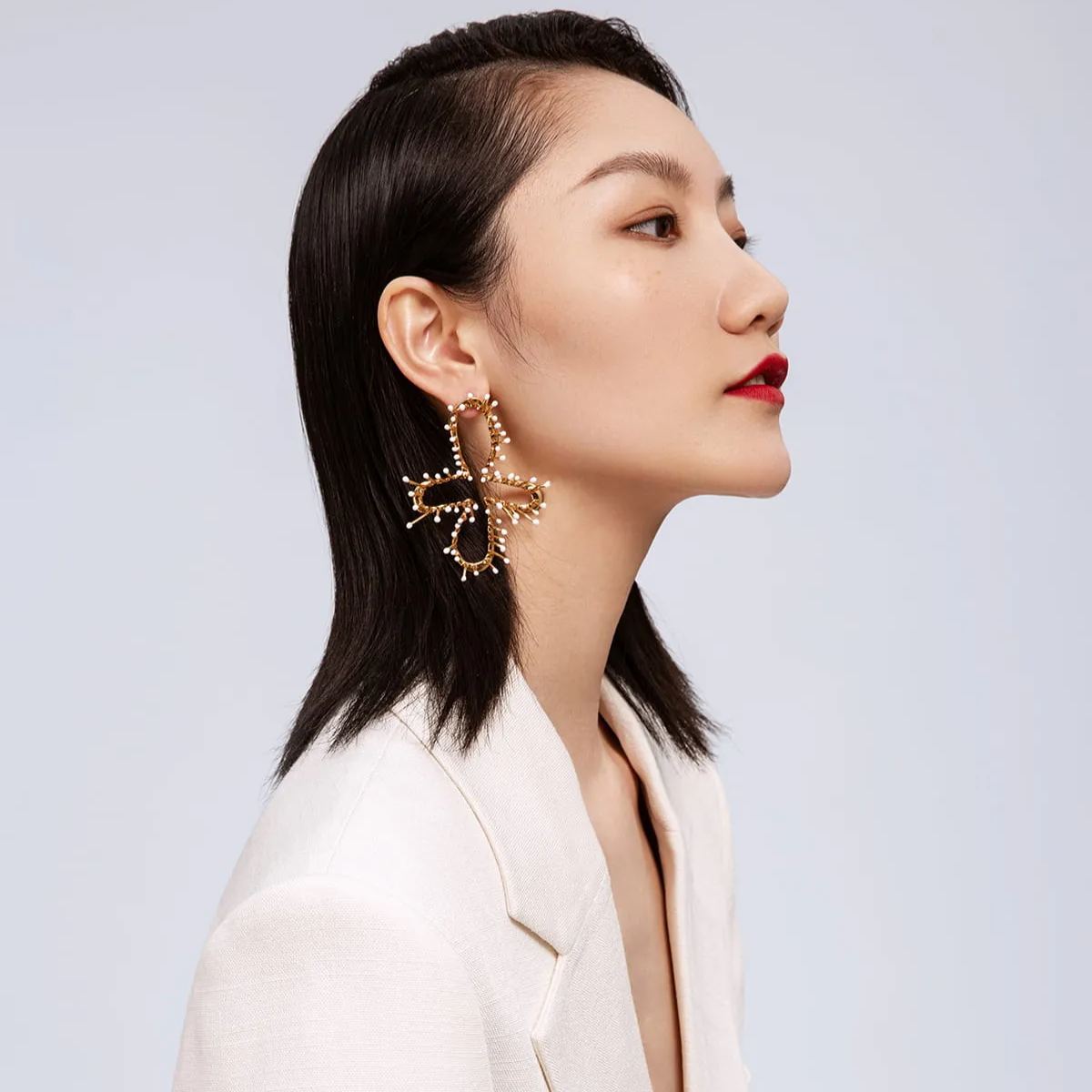 Stamens Collection Four Stamens Earrings With White Enamel