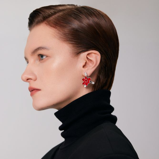 Narcissus Collection Flower Shape Red Earrings