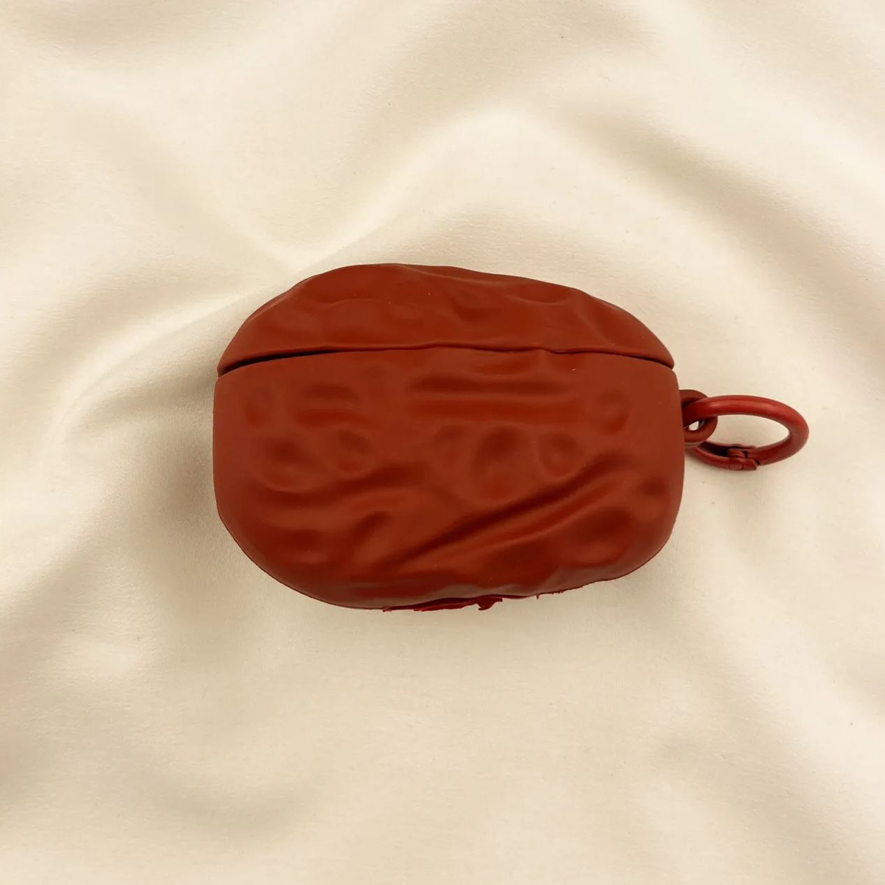 Creative Jujube Red Date AirPods Case – Cute Food Silicone Protective Cover for AirPods 2 / 3 / Pro / Pro 2 / Pro 3