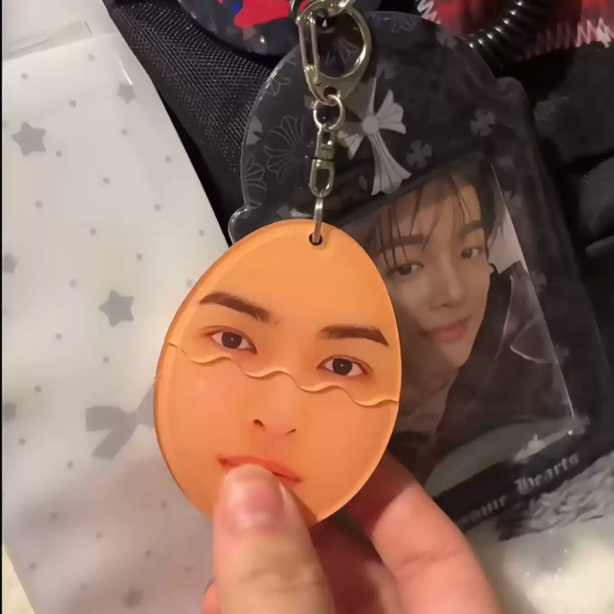 Custom Split Egg Acrylic Pull-Out Keychain | Funny Face Interactive Photo Charm Personalized Bag Accessory