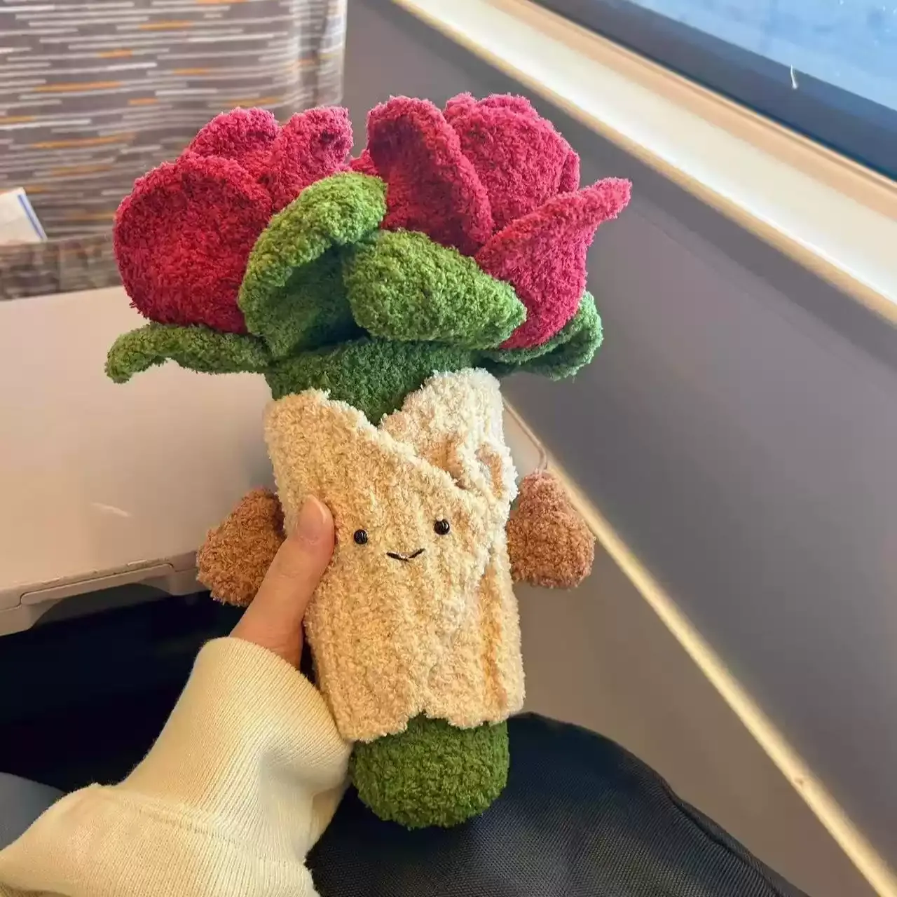 Crochet Diy Handmade Rose Bouquet Valentine's Day Knitting Material Package Wool Knitting Hand Bouquet Gift For Couples