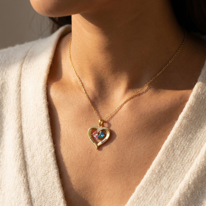 Personalized Pear Birthstones Heart Necklace for Mom – Custom Names Mother’s Day Gift