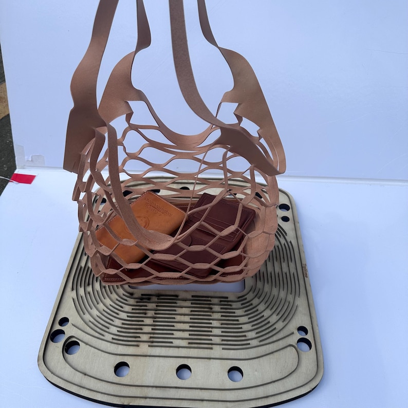 Leather Handbag Vegetable Tanned First Layer Cowhide Mesh Hollow Bag Mold Shoulder Bag