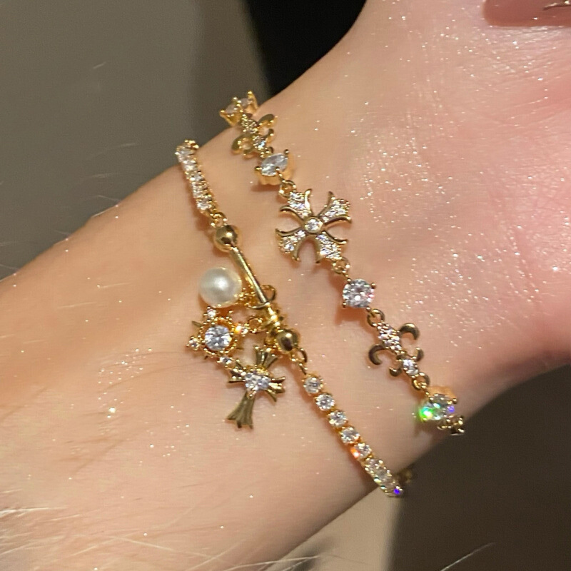Vintage Gold Cross & Pearl Charm Bracelet - Zircon Snowflake Adjustable Bangle - Elegant Aesthetic Jewelry for Women