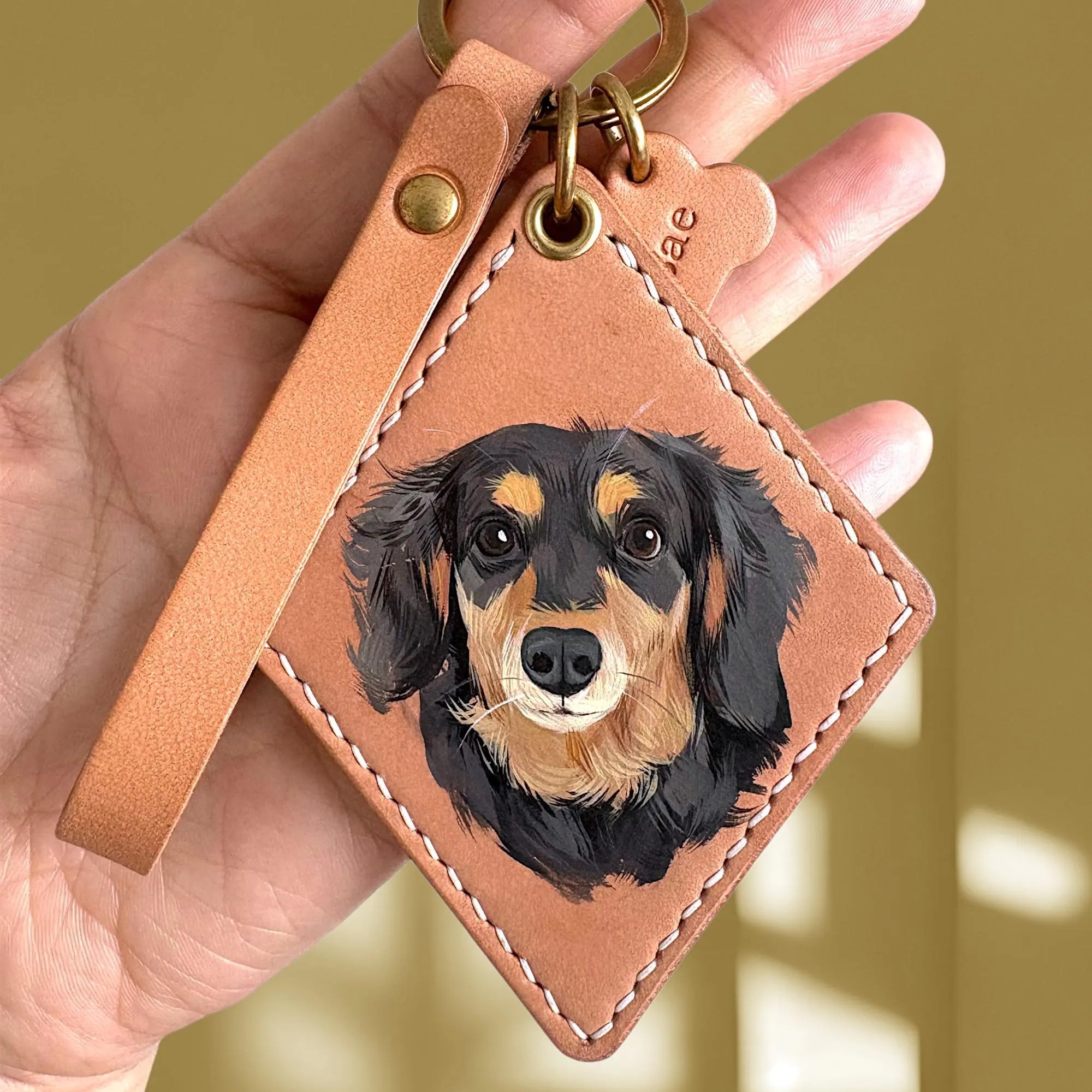 Personalized Pet Portrait Leather Keychain – Custom Pet Photo & Name Engraved Keyring Gift for Pet Lovers