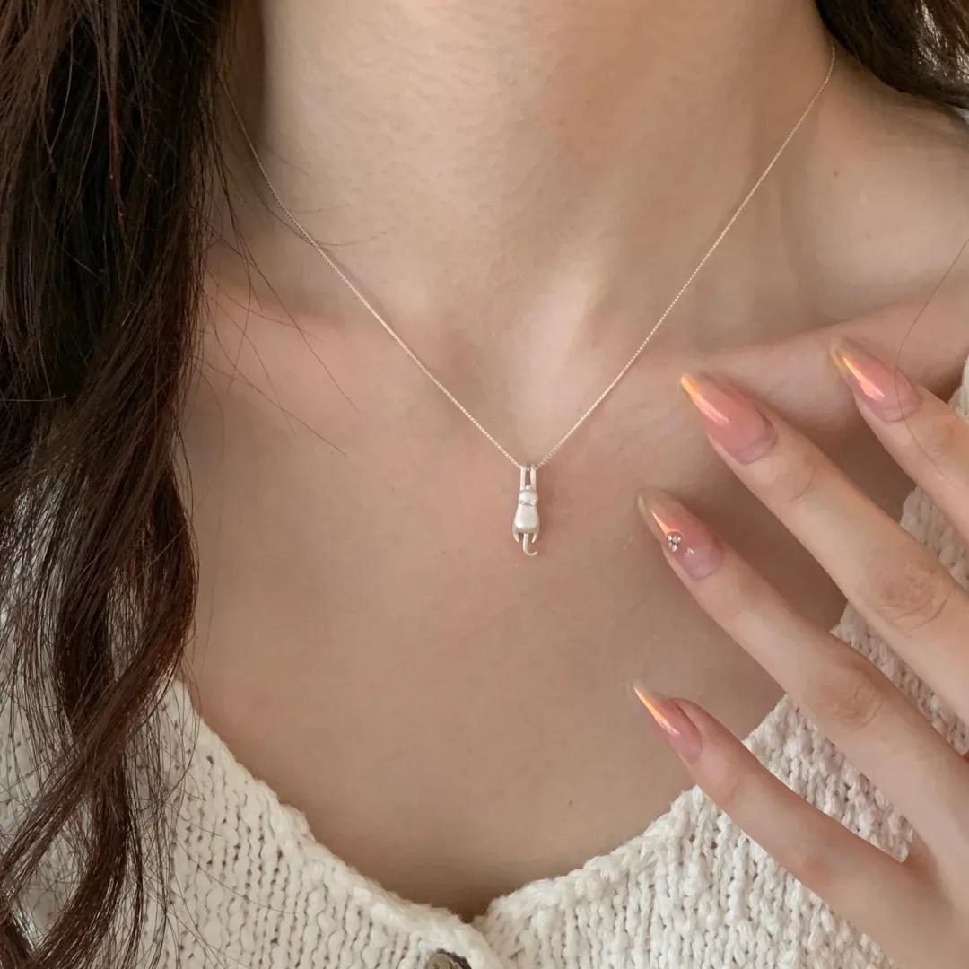 Personalized Cute Lying Cat Silver Necklace