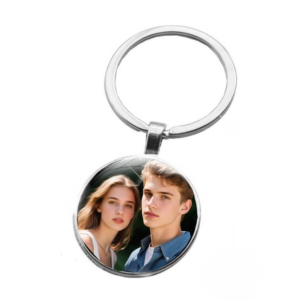 Custom Photo Keychain – Personalized Round Pendant