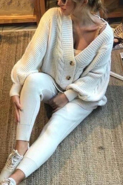 Kathiadress  Fashionable V-neck solid color sweater suit 