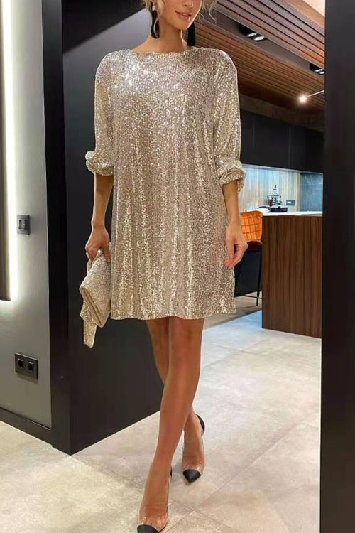 Kathiadress Glittery sequined holiday party dress 