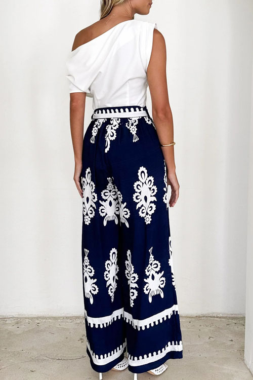 Kathiadress Positioning Printed Belted Wide Leg Straight Leg Pants
