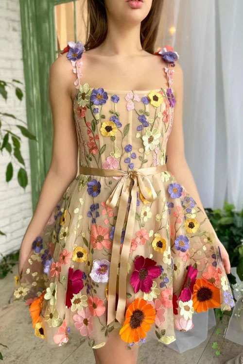 Kathiadress Stereo Flower Embroidered Hip Dress