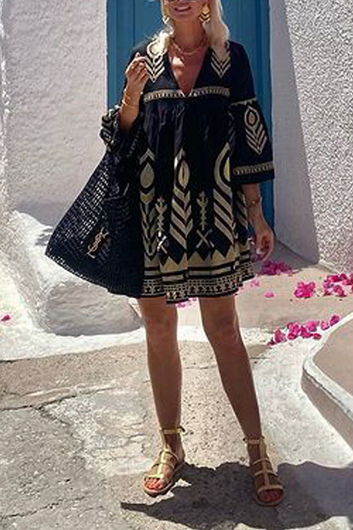 Kathiadress  Positioning Printed Flared Sleeve Dress