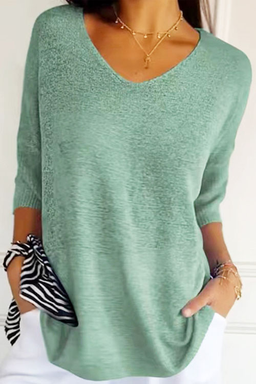 Kathiadress Slimming V-neck Solid Color Knit Shirt