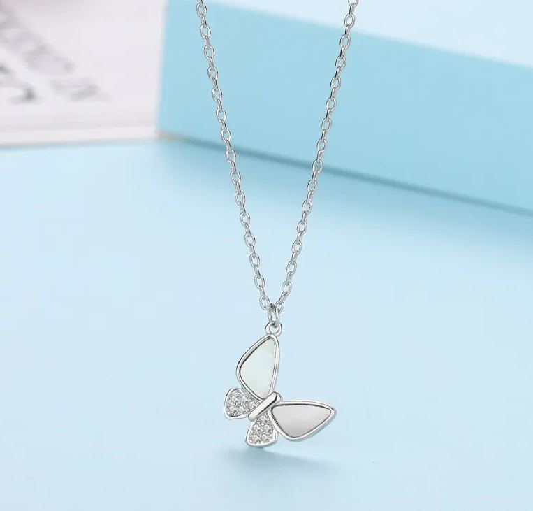 New Butterfly Shell Necklace for Women Ins Special-Interest Design Simple Fashion Fritillary Pendant Internet Celebrity Same Style Clavicle Chain-DaoMao