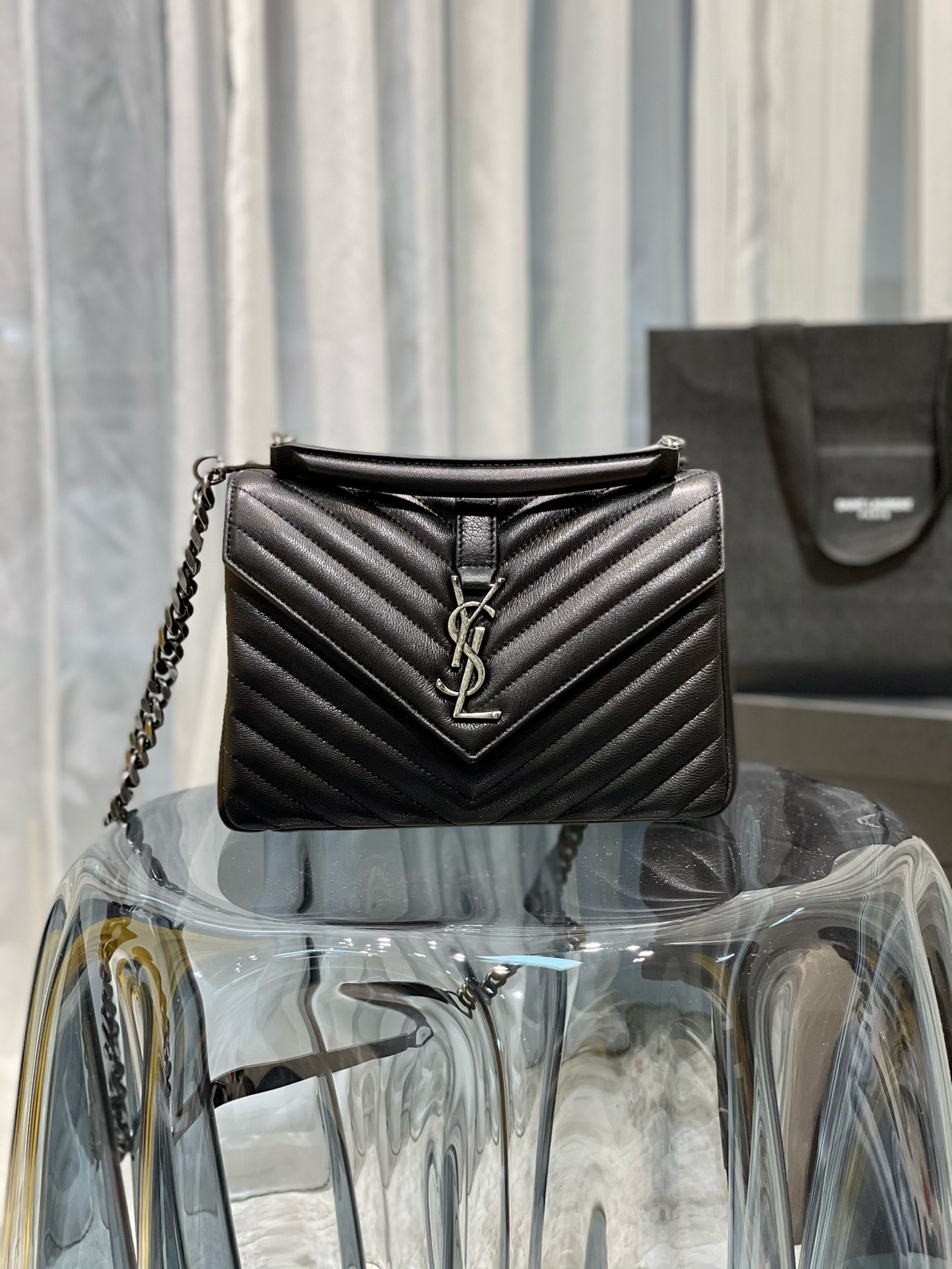 YSL COLLEGE MEDIUM IN QUILTED LEATHER