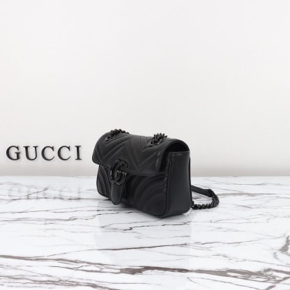 GG Marmont Small Shoulder Bag