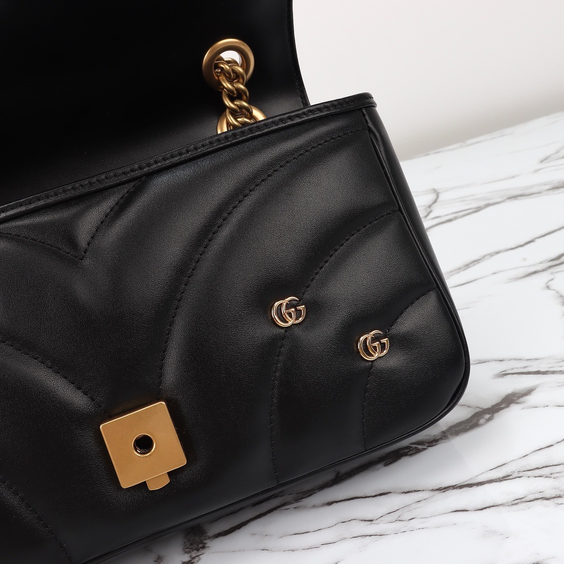 GG Marmont series medium shoulder bag