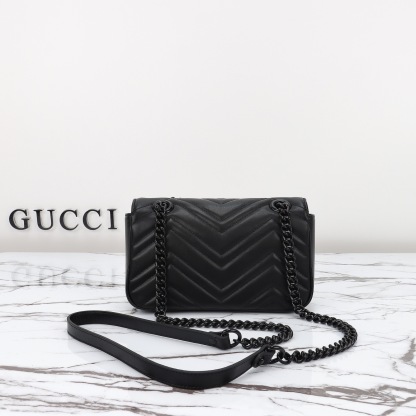 GG Marmont Small Shoulder Bag