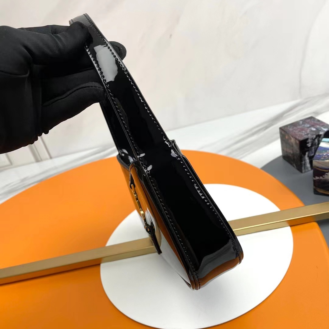 YSL MINI LE 5 A 7 IN PATENT LEATHER