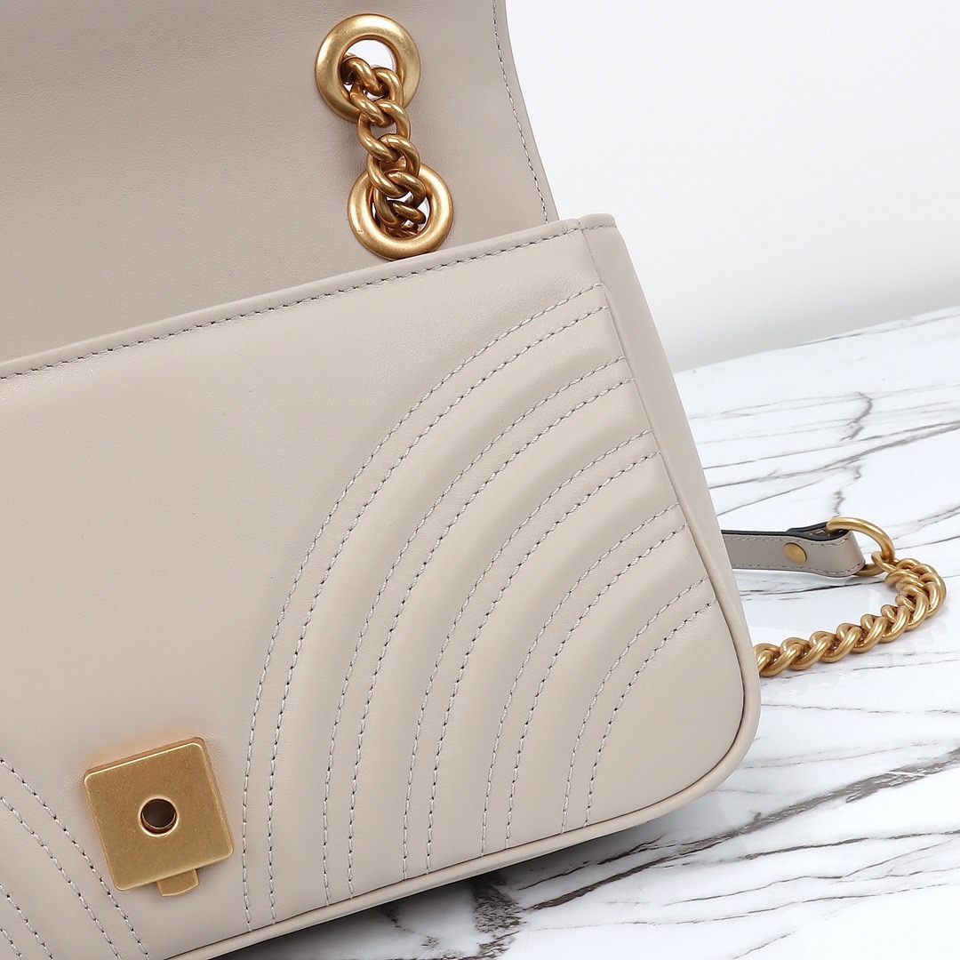 GG Marmont series medium shoulder bag