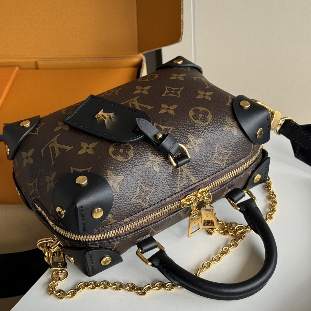 LV PETITE MALLE AOUPLE