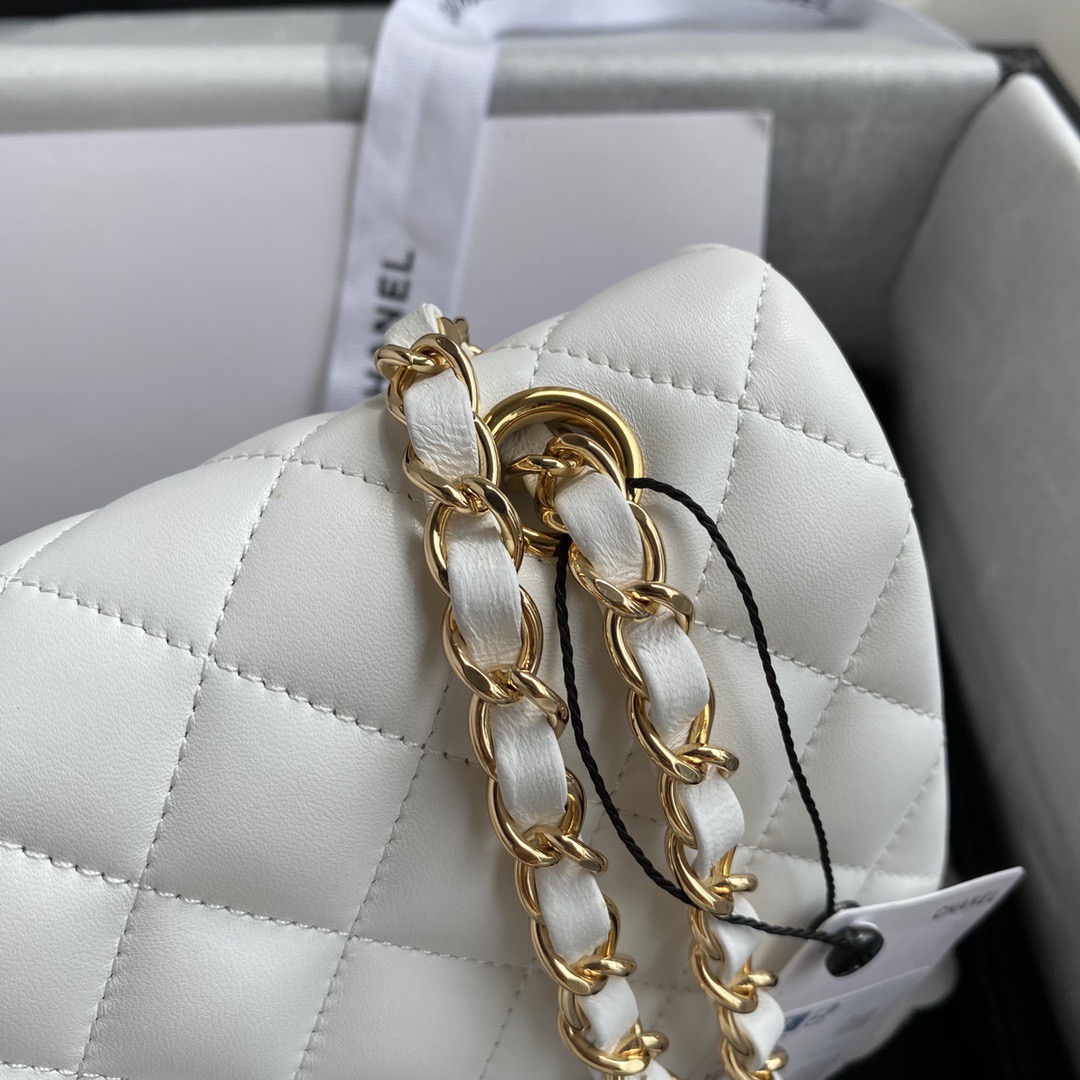 Chanel's classic 11.12 handbag