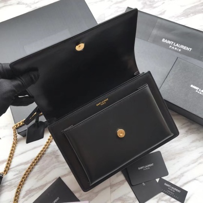 YSL SUNSET MEDIUM CHAIN BAG IN SMOOTH LEATHER