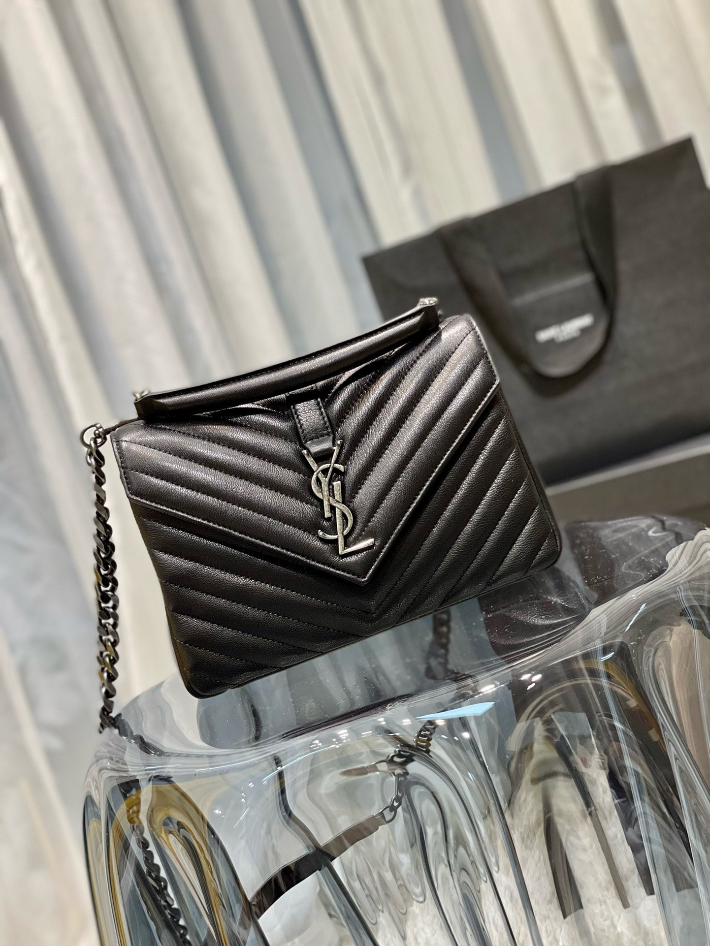 YSL COLLEGE MEDIUM IN QUILTED LEATHER