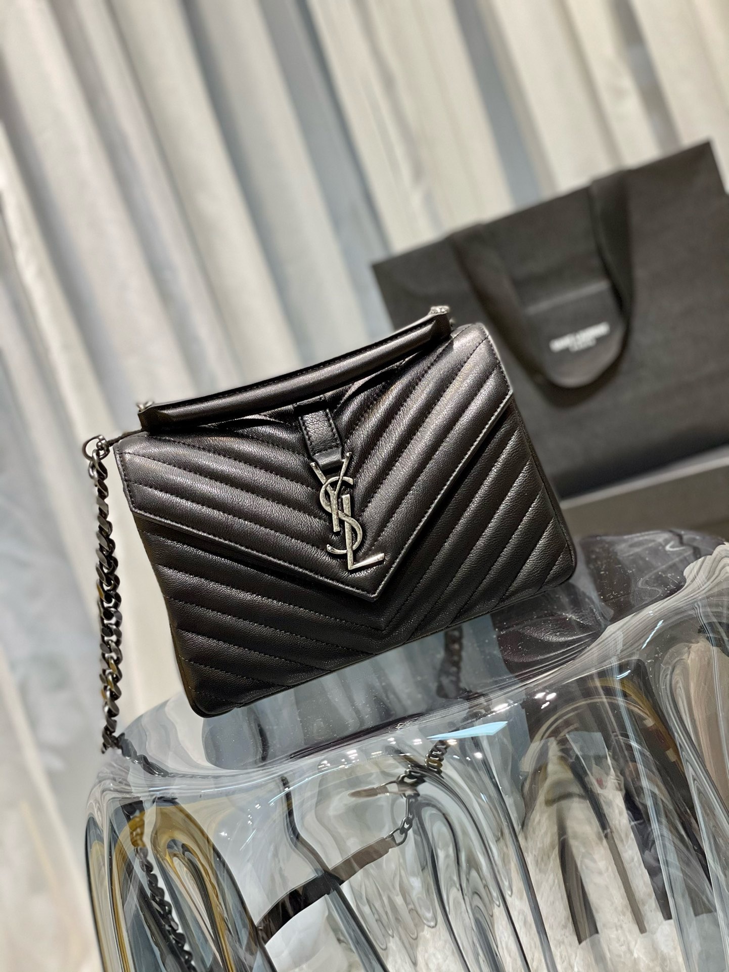 YSL COLLEGE MEDIUM IN QUILTED LEATHER