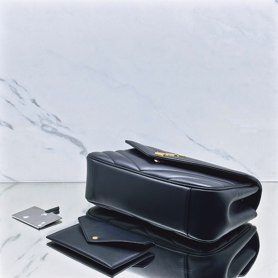 YSL LOULOU MEDIUM IN MATELASSE LAMBSKIN