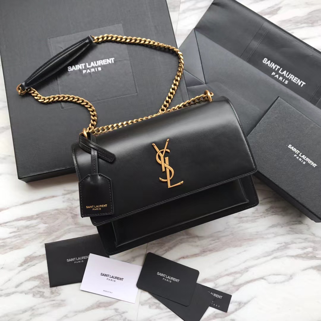 YSL SUNSET MEDIUM CHAIN BAG IN SMOOTH LEATHER