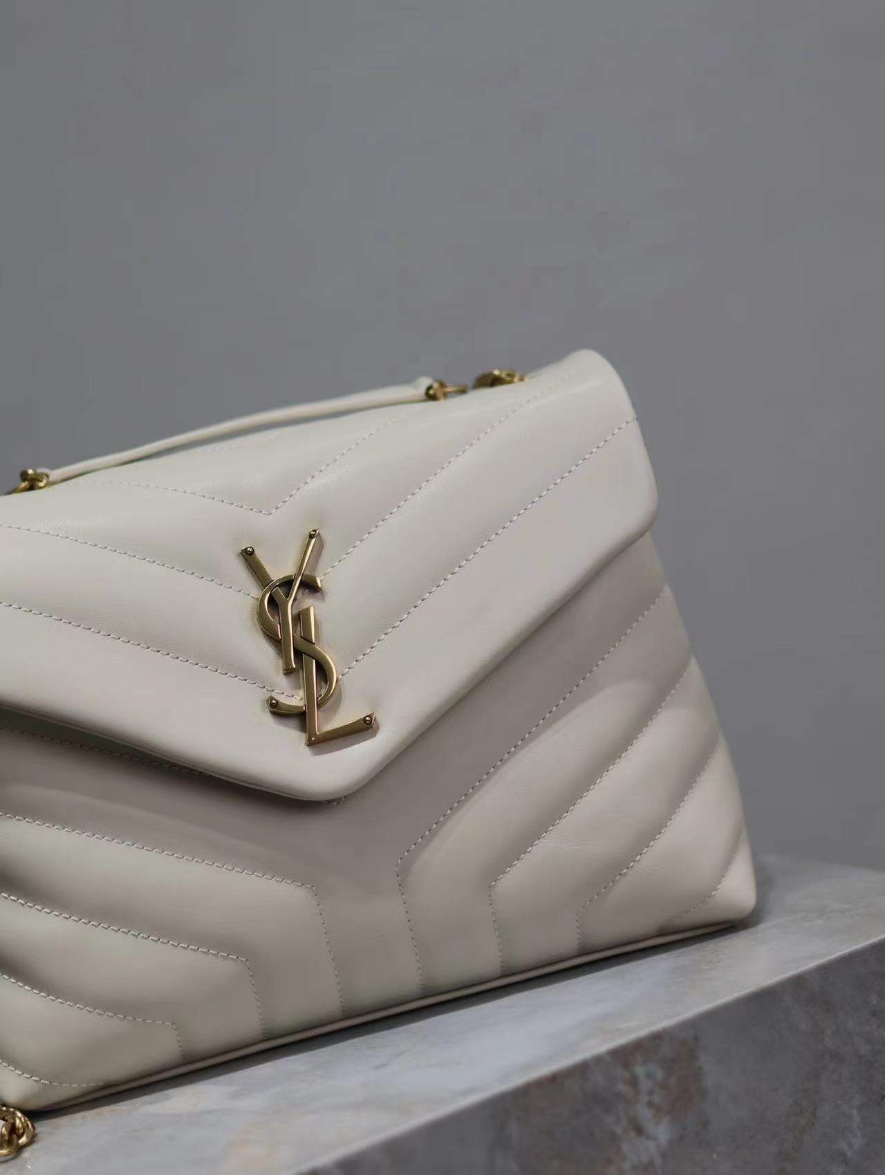 YSL LOULOU SMALL CHAIN BAG IN QUILTED "Y" LEATHER