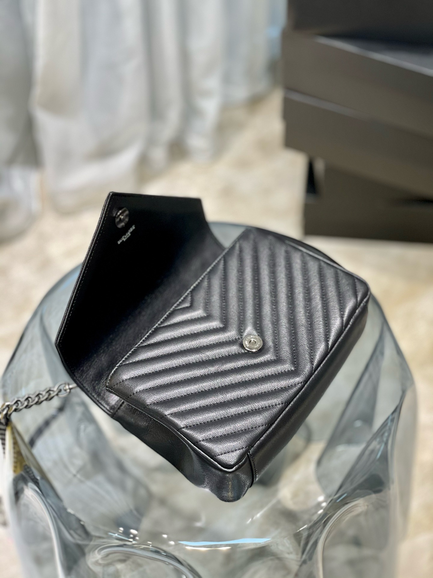 YSL COLLEGE MEDIUM IN QUILTED LEATHER