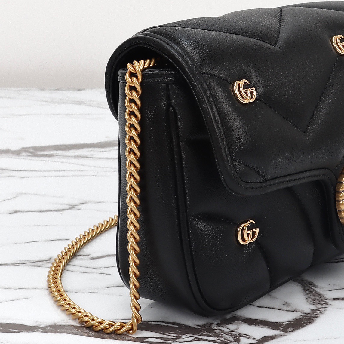 GG Marmont Small Shoulder Bag (with Card Holder)