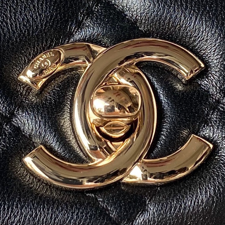 Chanel Trendy CC Handle Version