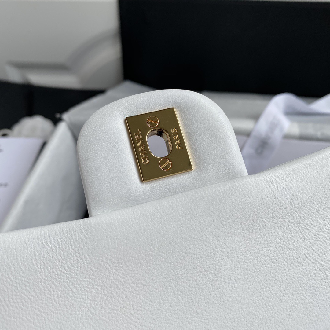 Chanel's classic 11.12 handbag