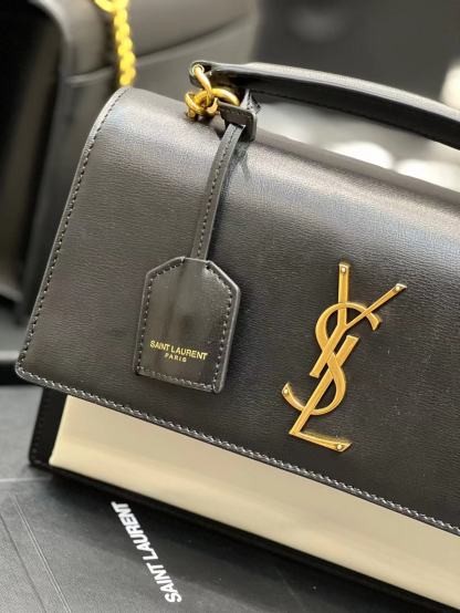 YSL SUNSET MEDIUM TOP HANDLE IN SMOOTH LEATHER
