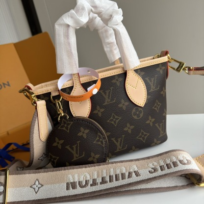 LV Neverfull BB